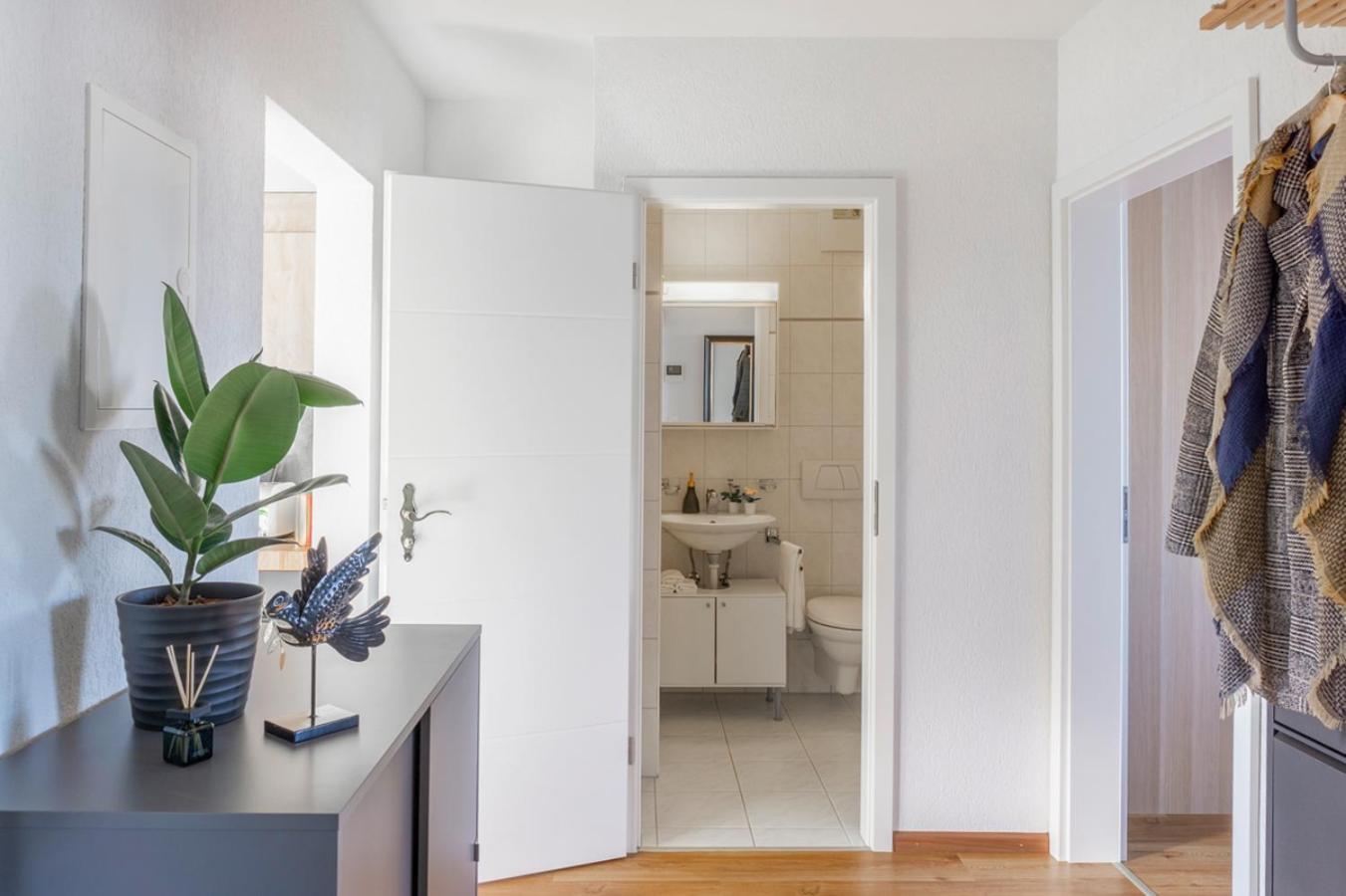Special Picco Picasso Apartment Basel, Bahnhof Grossbasel 10-Star ภายนอก รูปภาพ