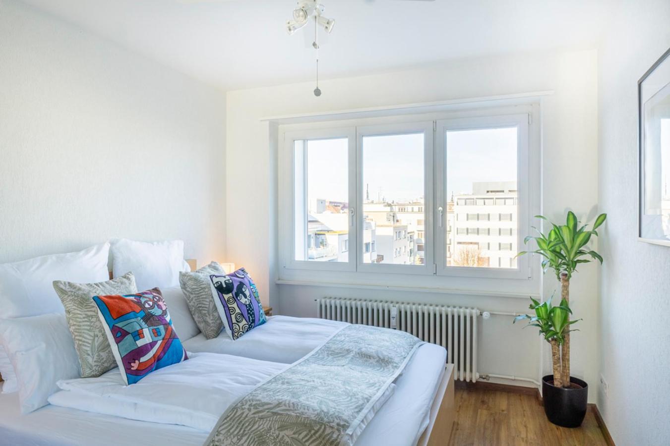Special Picco Picasso Apartment Basel, Bahnhof Grossbasel 10-Star ภายนอก รูปภาพ